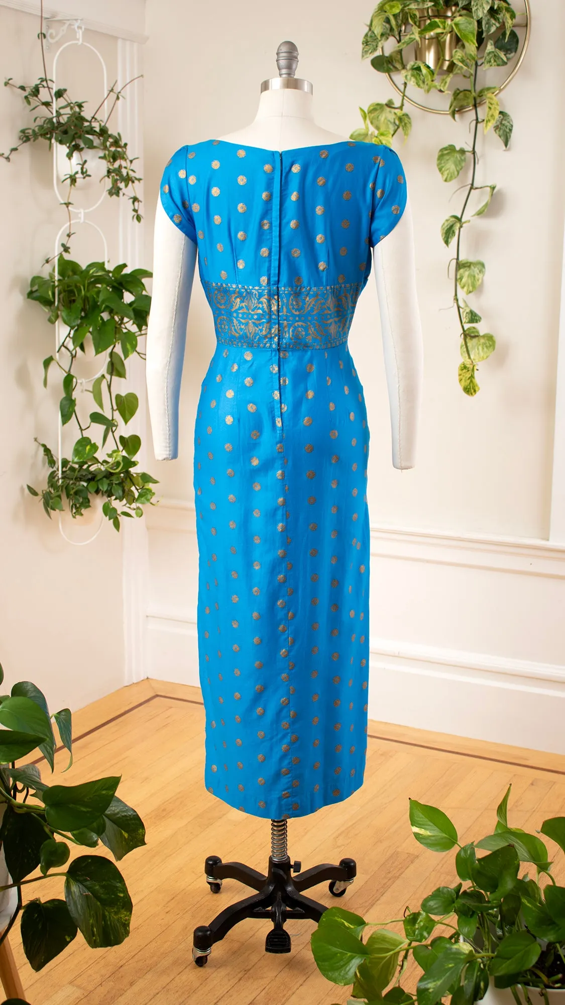 1960s Metallic Gold Printed Hawaiian Wiggle Dress | medium