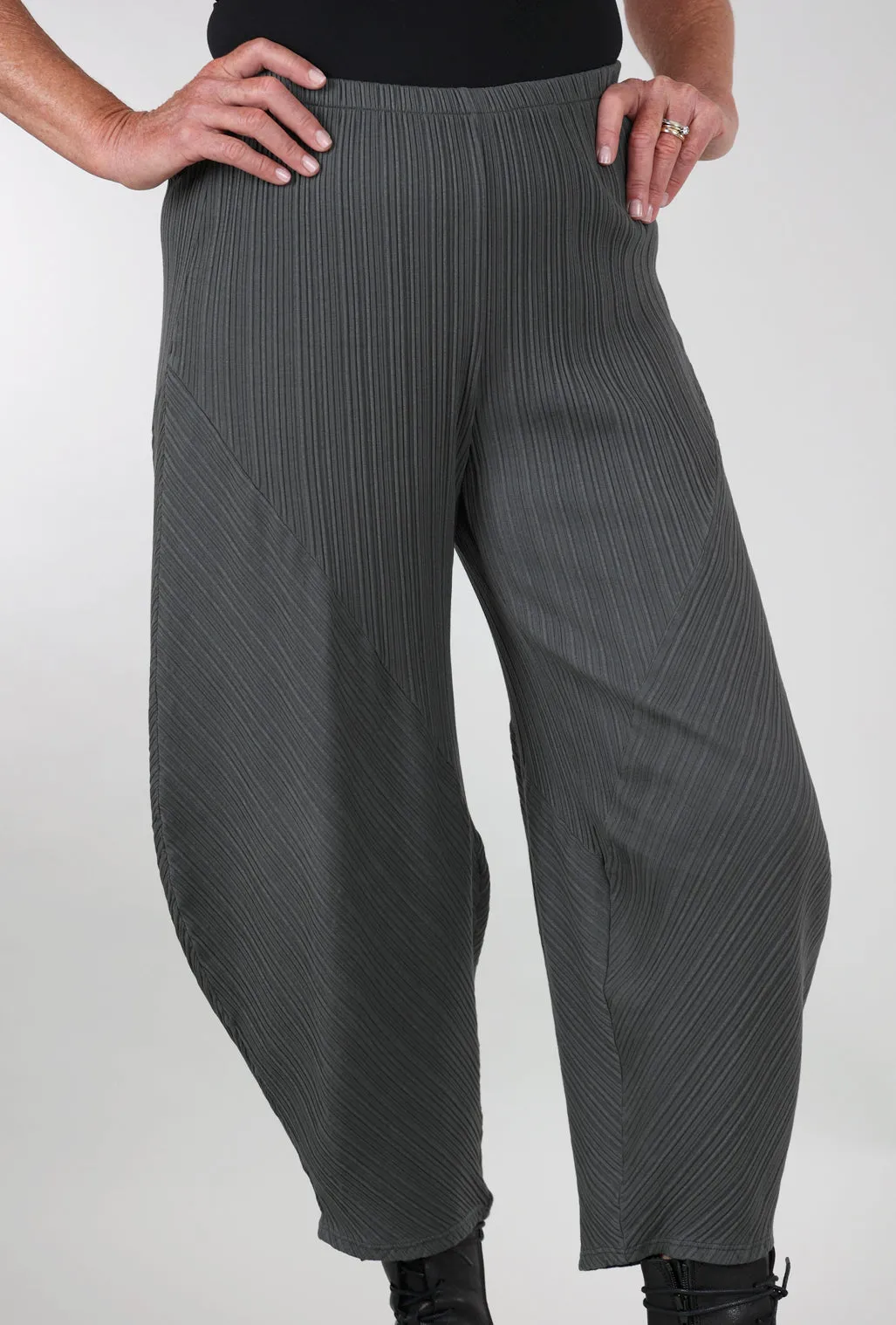 Micropleat Lantern Pant, Charcoal