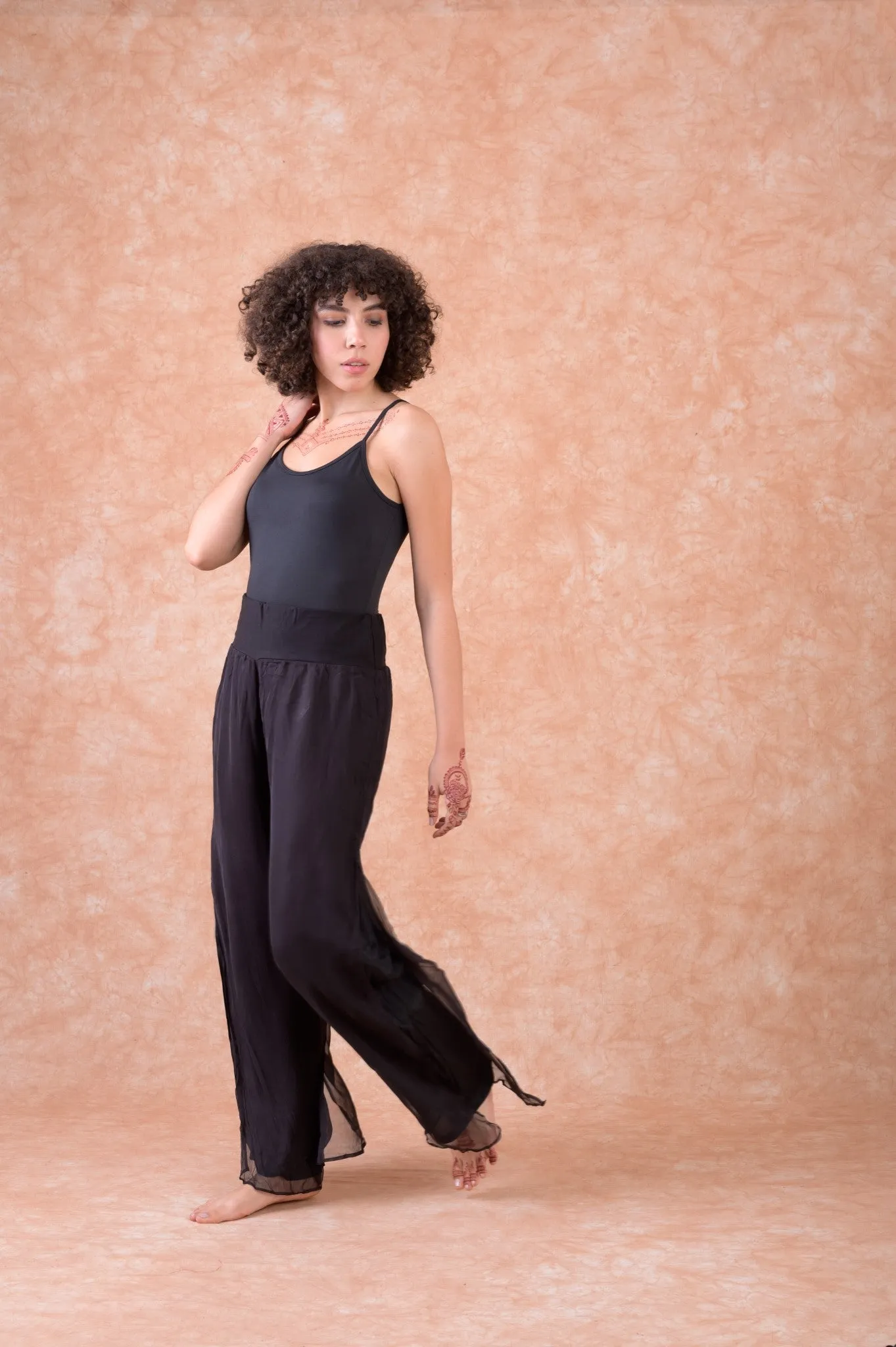 Rhea Holiday Pants