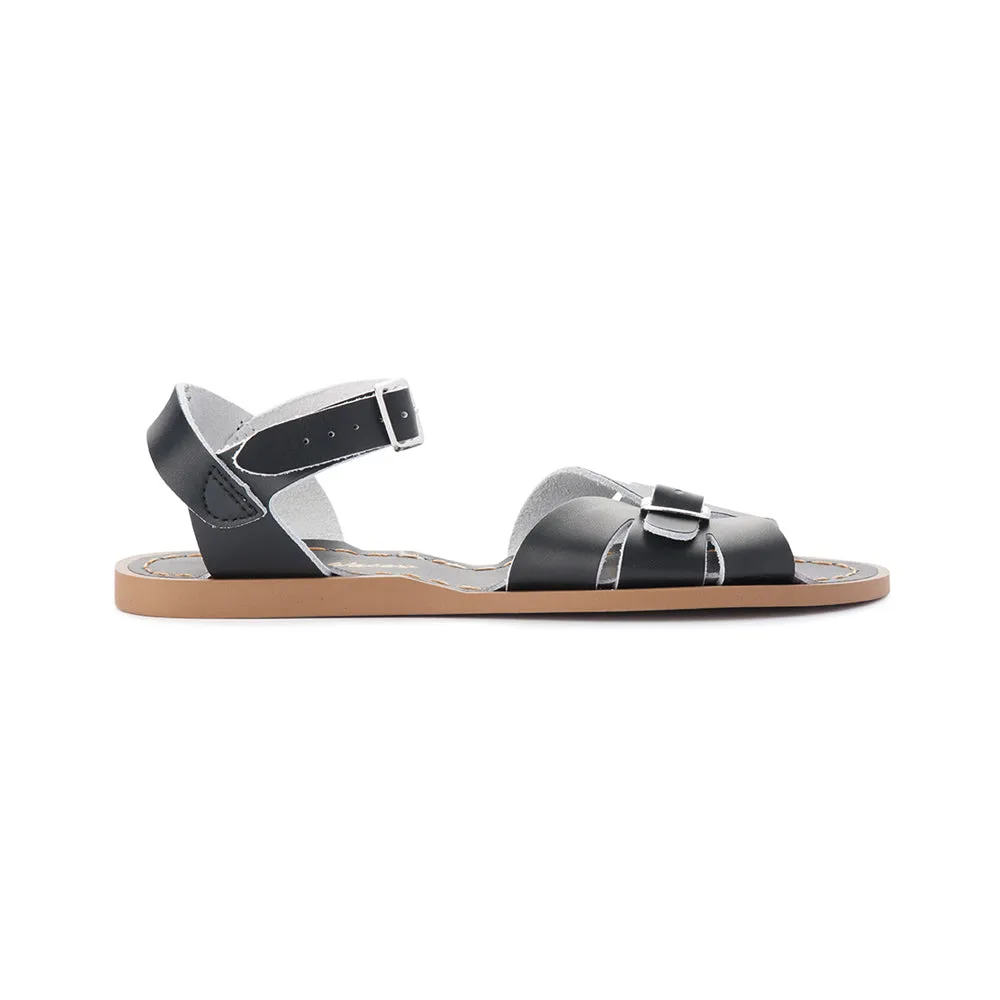 Salt Water Classic Black Adult